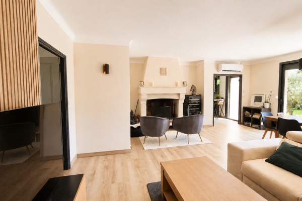 Maison de luxe à vendre à Saint-Rémy-de-Provence, 590 000 €, Photo 3