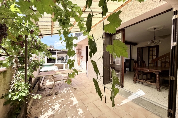 Maison de luxe à vendre à Prades, 179 000 €, Photo 3