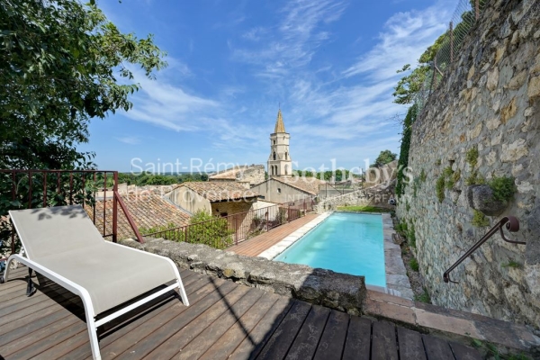 Maison de luxe à vendre à Boulbon, 850 000 €, Photo 1