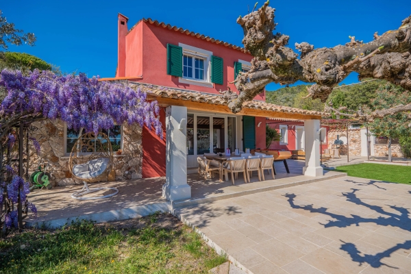 Maison de luxe à vendre à Callas, 845 000 €, Photo 1