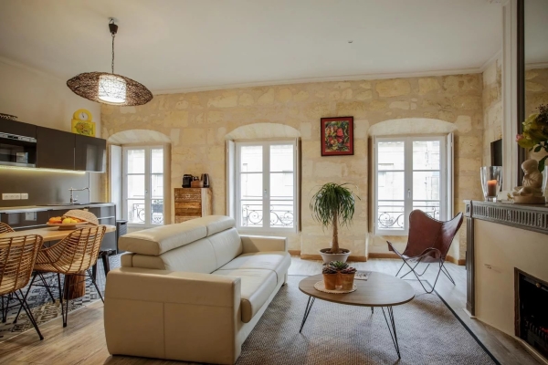 Luxury Apartment for sale in Bordeaux, 367 500 €, Photo 1