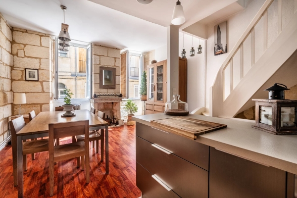 Maison de luxe à vendre à Bordeaux, 436 800 €, Photo 1