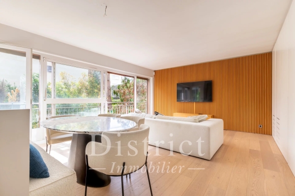 Luxury Apartment for sale in Neuilly-sur-Seine, 760 000 €, Photo 1