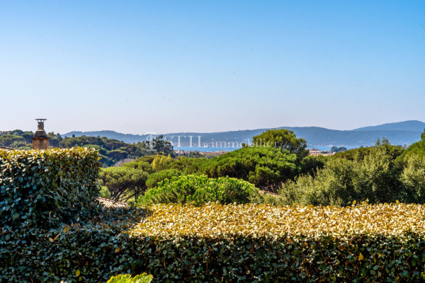 Appartement de luxe à vendre à Sainte-Maxime, 840 000 €, Photo 1