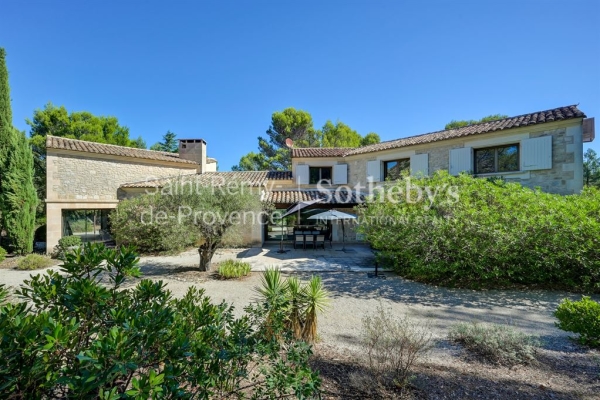 Maison de luxe à vendre à Eygalières, 3 536 000 €, Photo 2