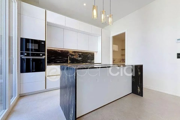 Appartement de luxe à vendre à Cannes, 1 600 000 €, Photo 2