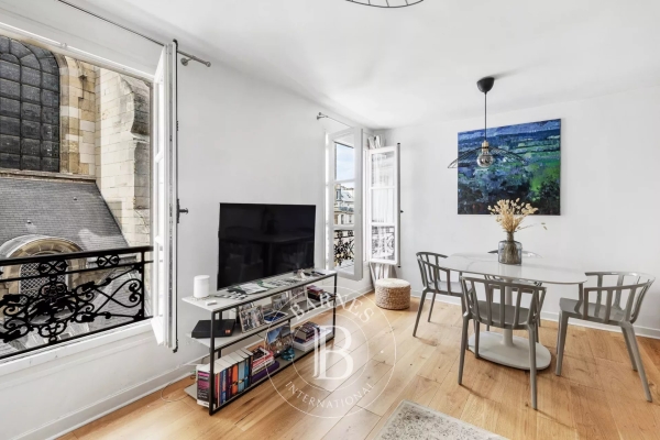 Luxury Apartment for sale in Paris 4ème, 465 000 €, Photo 3