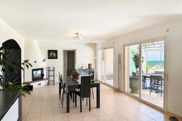 Maison de luxe à vendre à Cabrières-d'Avignon, 695 000 €, Photo 5