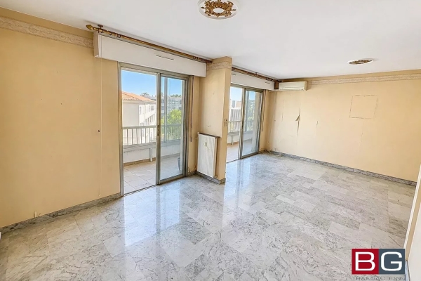 Luxury Apartment for sale in Antibes, 288 000 €, Photo 5
