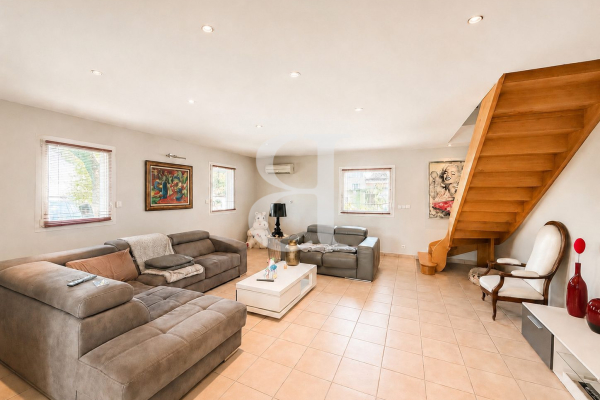 Maison de luxe à vendre à Cabrières-d'Avignon, 695 000 €, Photo 7