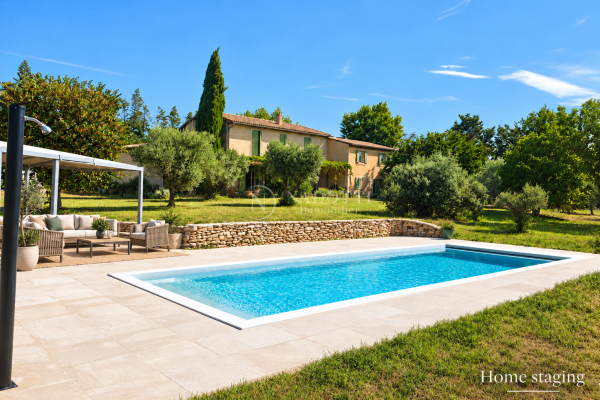 Maison de luxe à vendre à Cabrières-d'Avignon, 950 000 €, Photo 1