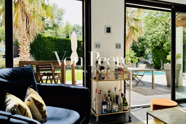 Maison de luxe à vendre à Rochefort-du-Gard, 789 000 €, Photo 1