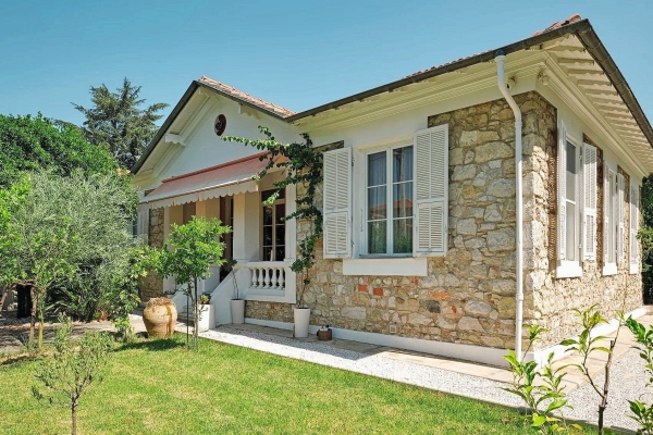 Maison de luxe à vendre à Roquebrune-Cap-Martin, 1 950 000 €, Photo 1
