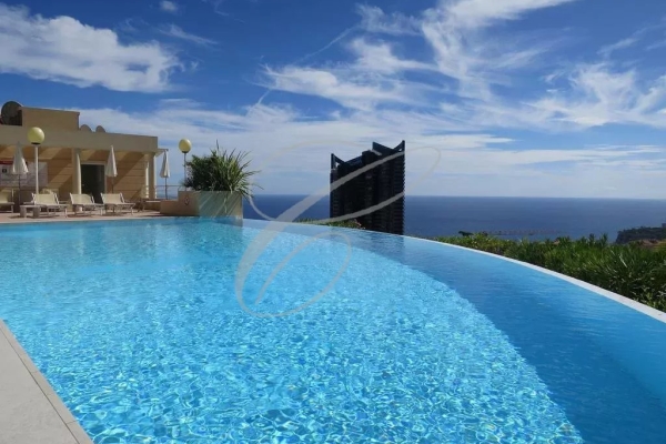 Appartement de luxe à vendre à Beausoleil, 450 000 €, Photo 1