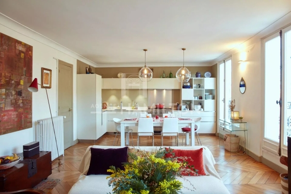 Appartement de luxe à vendre à Paris 10ème, 1 070 000 €, Photo 1