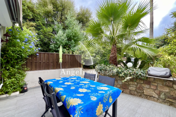 Appartement de luxe à vendre à Saint-Aygulf, 245 000 €, Photo 2