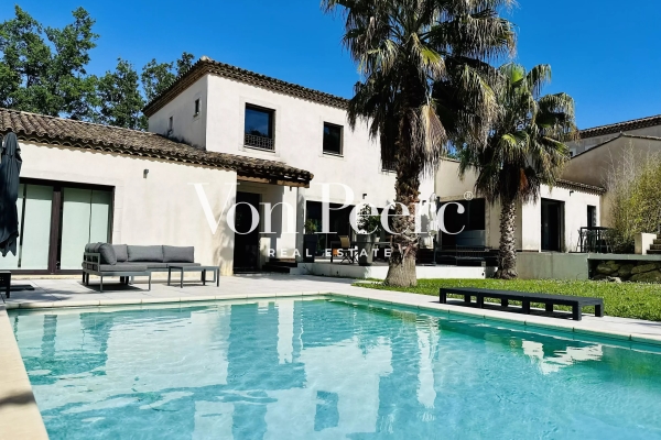 Luxury House for sale in Rochefort-du-Gard, 789 000 €, Photo 2