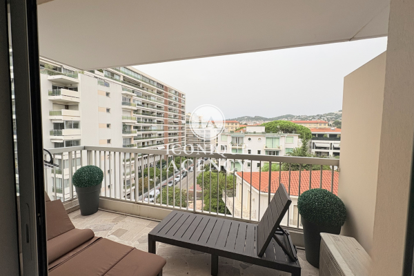 Appartement de luxe à vendre à Cannes, 329 000 €, Photo 2