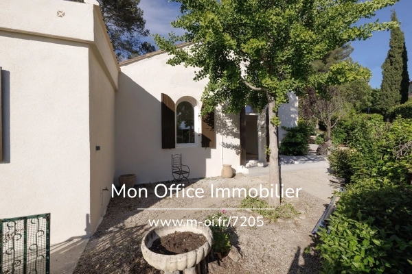 Maison de luxe à vendre à Aix-en-Provence, 795 000 €, Photo 1