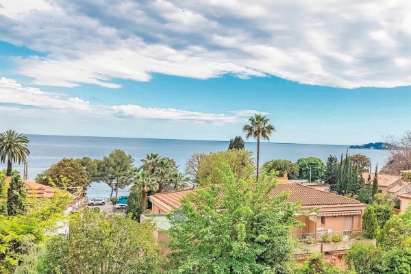 Maison de luxe à vendre à Èze, 1 190 000 €, Photo 1