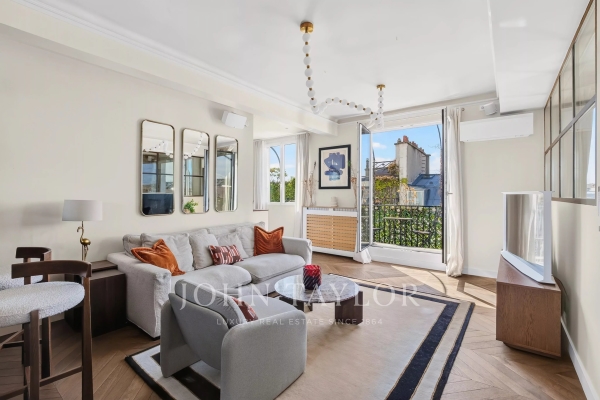Luxury Apartment for sale in Paris 10ème, 1 395 000 €, Photo 1
