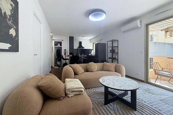 Luxury Apartment for sale in Cannes, 330 000 €, Photo 1