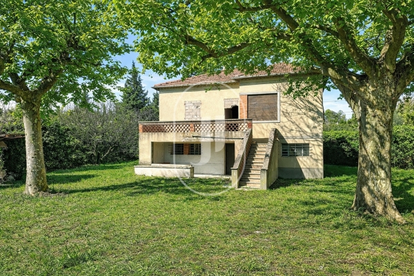 Maison de luxe à vendre à Saint-Rémy-de-Provence, 450 000 €, Photo 2