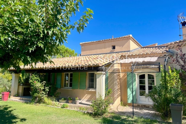 Maison de luxe à vendre à Saint-Rémy-de-Provence, 1 250 000 €, Photo 2