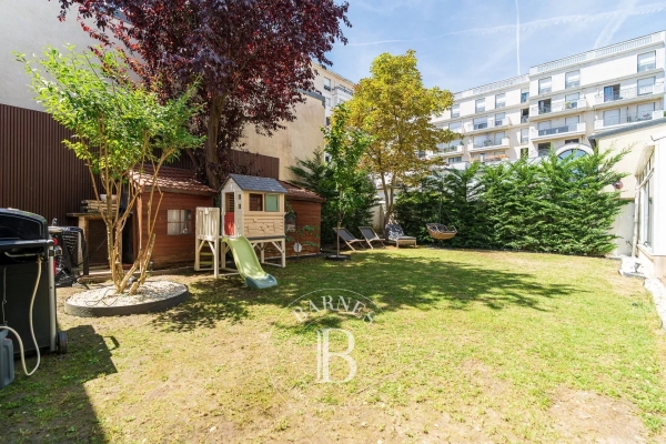 Luxury Apartment for sale in Levallois-Perret, 1 980 000 €, Photo 2