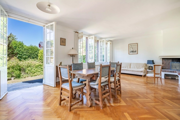 Maison de luxe à vendre à Versailles, 1 877 000 €, Photo 2