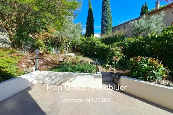 Maison de luxe à vendre à Aix-en-Provence, 795 000 €, Photo 3