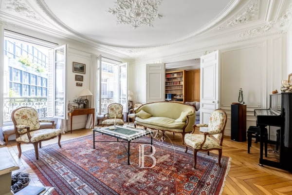 Luxury Apartment for sale in Paris 8ème, 2 050 000 €, Photo 3