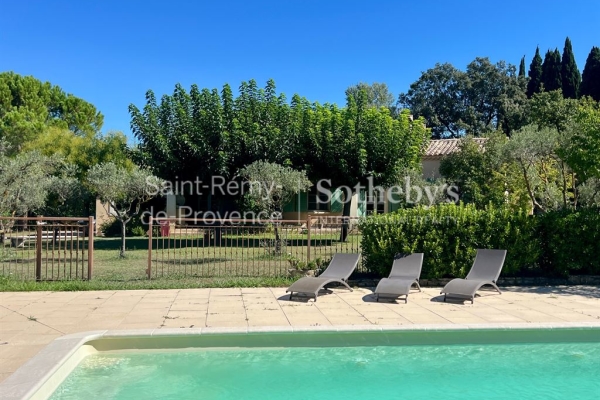 Maison de luxe à vendre à Saint-Rémy-de-Provence, 1 250 000 €, Photo 4