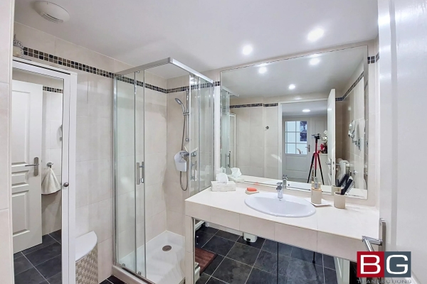 Luxury Apartment for sale in Villeneuve-Loubet, 349 000 €, Photo 5