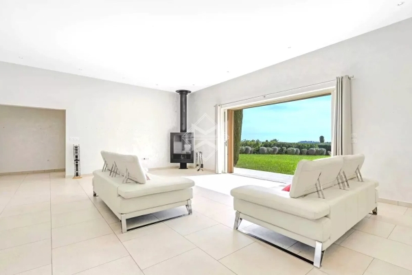 Maison de luxe à vendre à Cavalaire-sur-Mer, 2 395 000 €, Photo 6