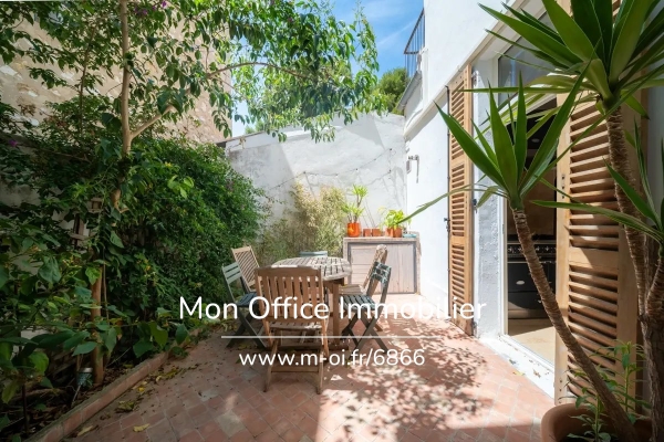 Maison de luxe à vendre à Marseille 7ème, 700 000 €, Photo 1