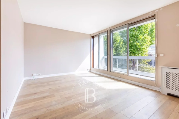 Luxury Apartment for sale in Boulogne-Billancourt, 590 000 €, Photo 1
