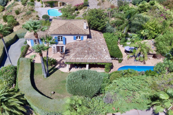 Maison de luxe à vendre à Sainte-Maxime, 1 790 000 €, Photo 1