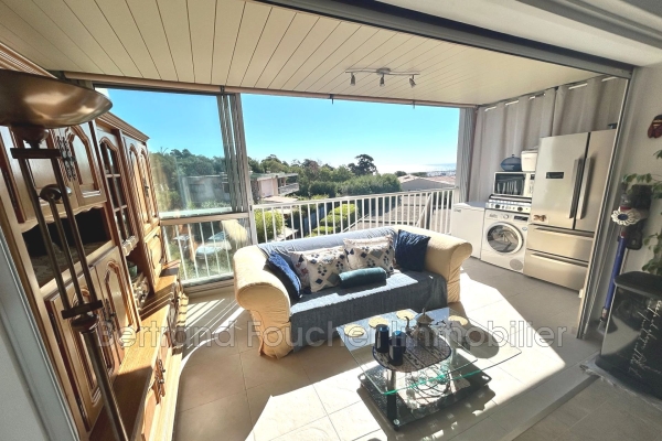 Luxury Apartment for sale in Cavalaire-sur-Mer, 420 000 €, Photo 3