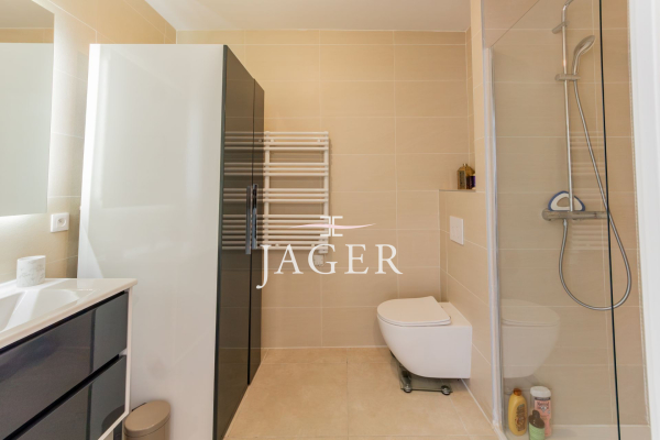 Luxury Apartment for sale in Grimaud, 395 000 €, Photo 6