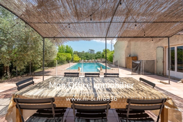 Maison de luxe à vendre à Pertuis, 575 000 €, Photo 1