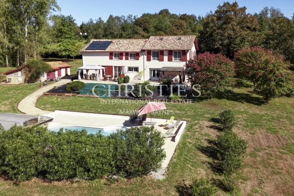 Luxury House for sale in Hagetmau, 845 000 €, Photo 1