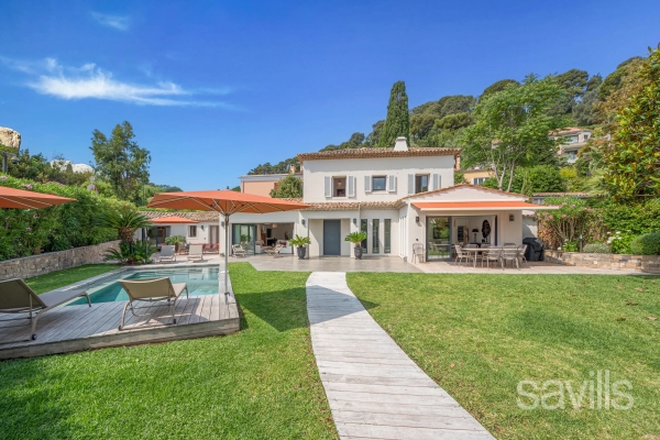 Luxury House for rental in Saint-Jean-Cap-Ferrat, 10 200 €, Photo 1