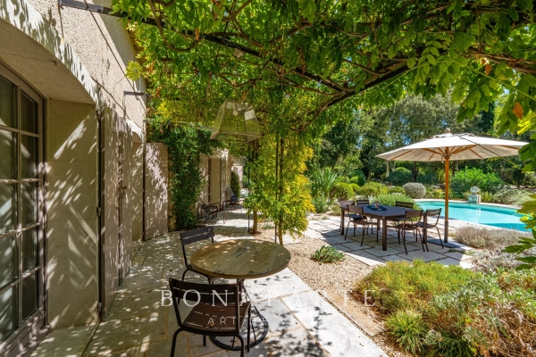 Luxury House for sale in Saint-Rémy-de-Provence, 1 950 000 €, Photo 1