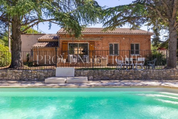 Luxury House for sale in Apt, 490 000 €, Photo 1