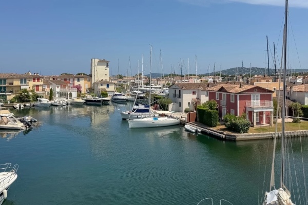 Luxury Apartment for sale in Grimaud, 340 000 €, Photo 2