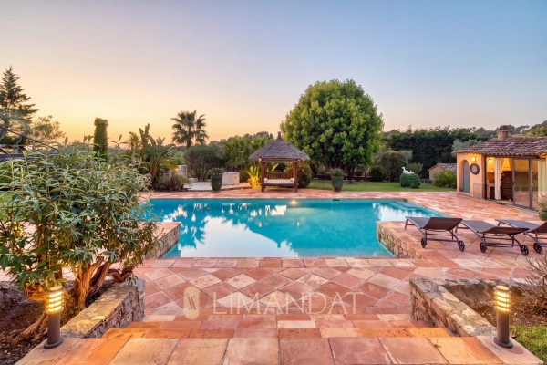 Luxury House for sale in Mougins, 1 950 000 €, Photo 2