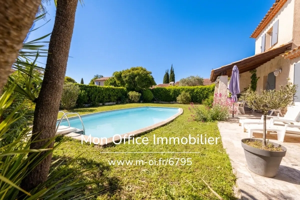 Maison de luxe à vendre à Puyricard, 680 000 €, Photo 3