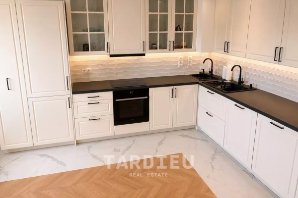 Appartement de luxe à vendre à Cogolin, 325 000 €, Photo 3