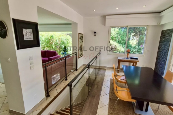 Maison de luxe à vendre à Cap d'Antibes, 2 300 000 €, Photo 4